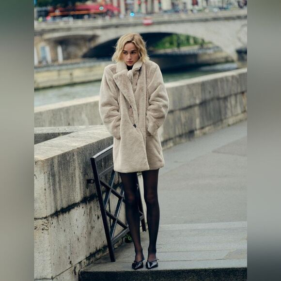 Zara NWT ZARA FAUX FUR COAT Bloggers fav - Picture 1 of 15